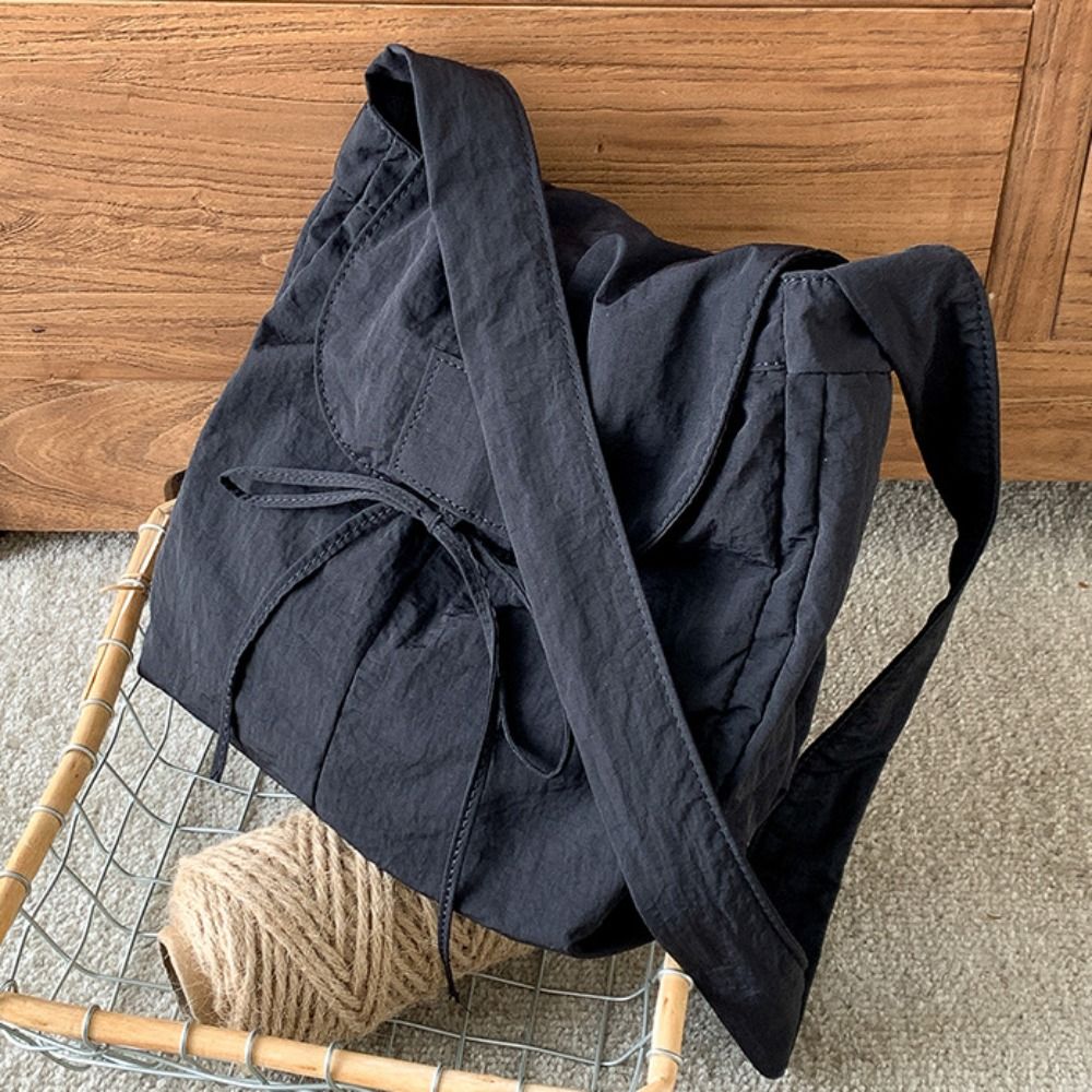 Interior Design Korean Style - Bolsa Transversal de Nylon com Laço